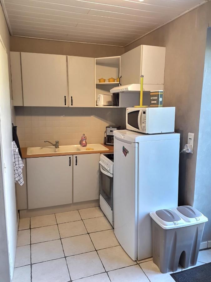 Gites De La Bonaudrie Combrand Exterior photo